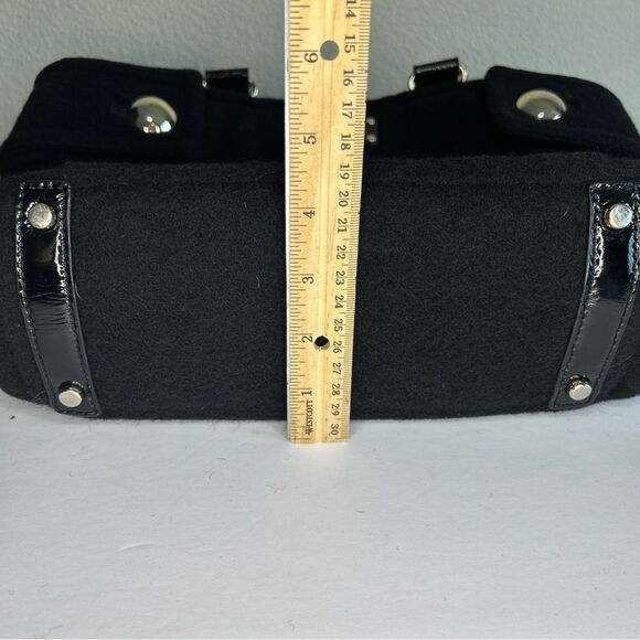Sold!
Kate Spade Fox Chapel Shari Black Wool Italian Felt Button Up Tote Bag - Picture 6 of 12